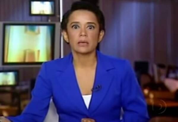 Zileide Silva apresentava o Jornal Hoje quando perdeu as lentes de contato. A jornalista sofreu para ler as
notícias, mas se esforçou. Depois disso, ela aprendeu a lição e encarou os
óculos