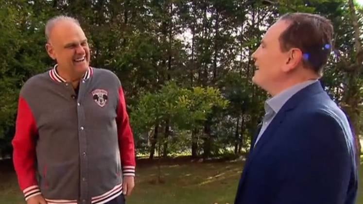 O jogador afirma que passou por muitos sustos na vida, mas que, após intensas batalhas, se sente bem. "Foram momentos de aprendizados. Hoje, eu não quero mais ser jogador, nem palestrante, só quero ser um bom pai", declara Oscar.