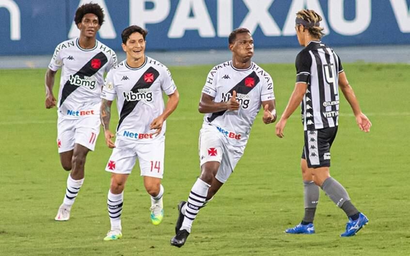 Ribamar foi titular e deixou o seu no clássico com o Botafogo