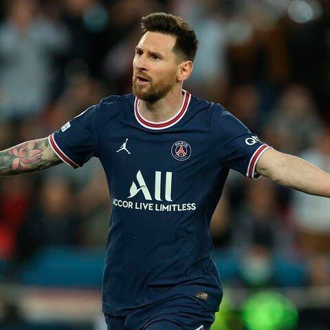 Messi levou, nesta segunda-feira, 29/11, a Bola de Ouro, tradicional prêmio concedido pela revista France Football, A primeira edição foi em 1958. Foi a sétima vez que o craque argentino ganhou o prêmio. As demais foram em 2009, 2010, 2011, 2012, 2015, 2019 e 2020