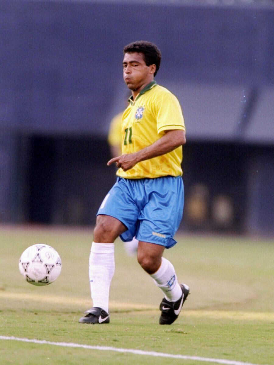 Principal nome da campanha que levou o Brasil ao tetracampeonato em 1994, Romário fez logo aos 26 minutos da primeira partida da seleção naquela Copa, os 2 a 0 contra a Rússia. Antes, em 1990, ele ficou 65 minutos em campo contra a Escócia, totalizando 91 minutos de "seca"