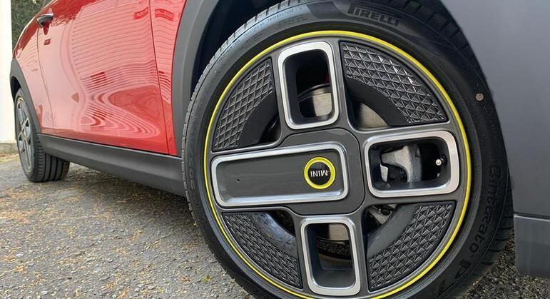 Rodas fechadas com estilo único não são unanimidade e estão presentes nos modelos Top e Top Collection