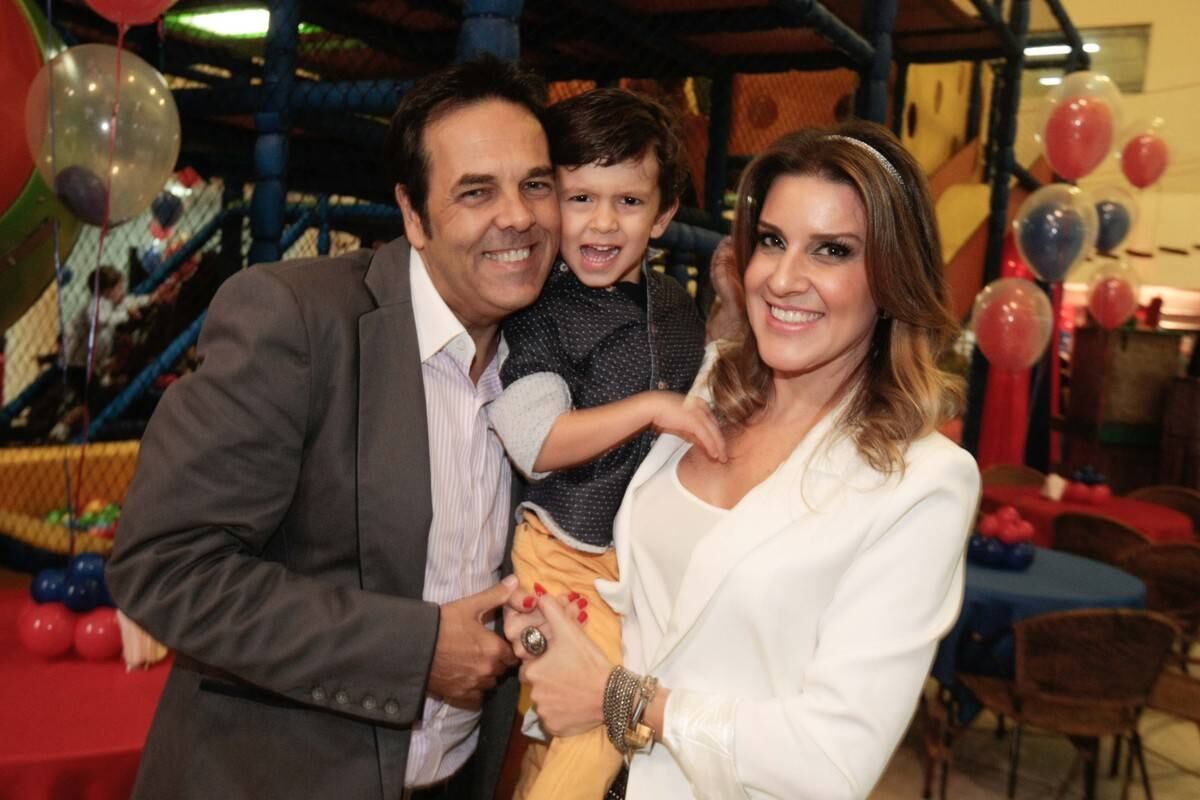 Feliz também estava o pai do aniversariante, Marco Camargo.

-  Eu fico tão feliz de poder proporcionar isso para ele. A gente faz a festa para a gente também porque vem muitos amigos. As pessoas chegam e desejam saúde, paz para o meu filho, e a gente vê que é de verdade

