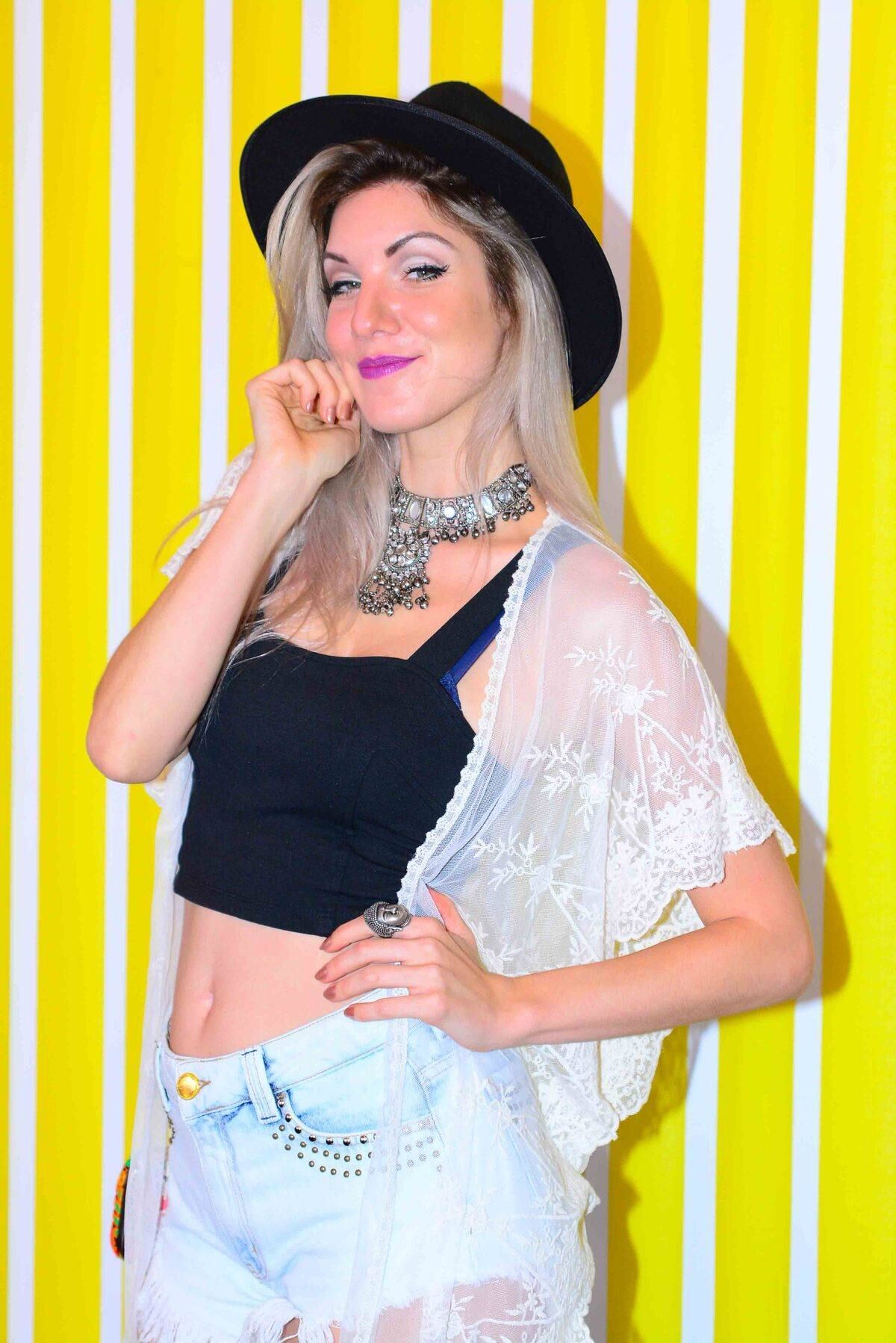 A apresentadora Mari Moon 