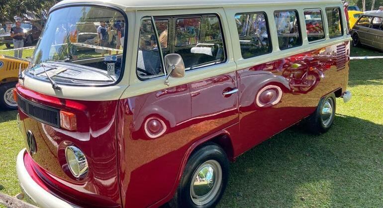 A Kombi já tem espaço cativo nos encontros de carros antigos e se fez presente em Águas de Lindoia