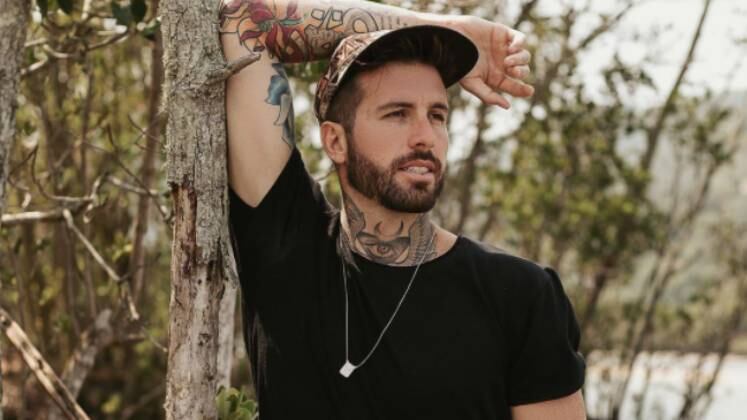 Claudio Luis Matos Guimarães Filho tem 28 anos e é conhecido como Claudinho Matos. Ele trabalha como empresário e administrador