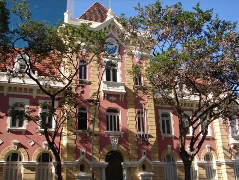 Suspeita foi levada ao 76ª DP (Niterói)