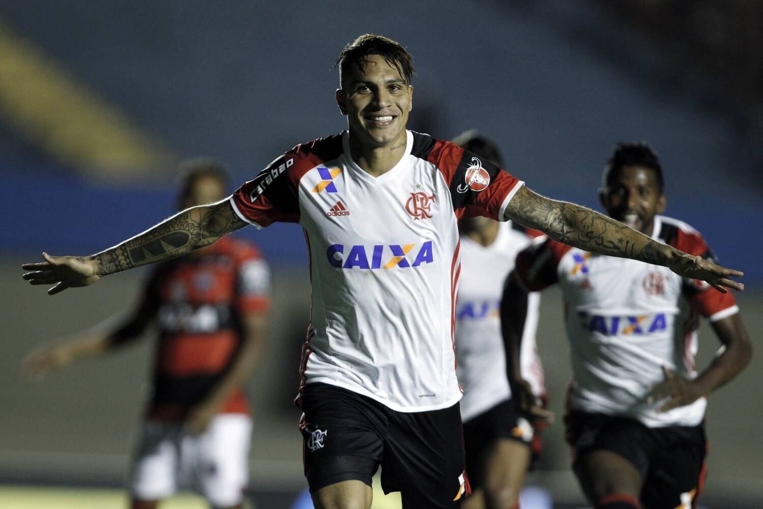 O Flamengo é outro time de destaque da rodada. O Rubro-negro garantiu a classificação na Copa do Brasil e agora está embalado para o confronto contra o Atlético-PR, que terá a estreia do técnico Eduardo Baptista. O jogo será disputado na Arena da Baixada, em Curitiba