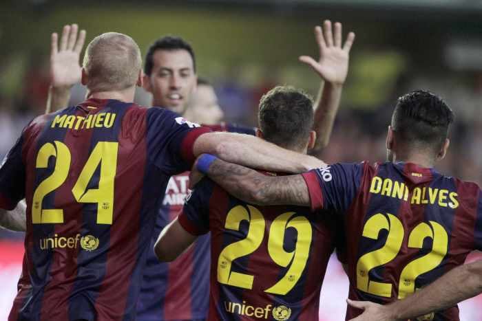 Barcelona comemora gol de Sandro Ramírez