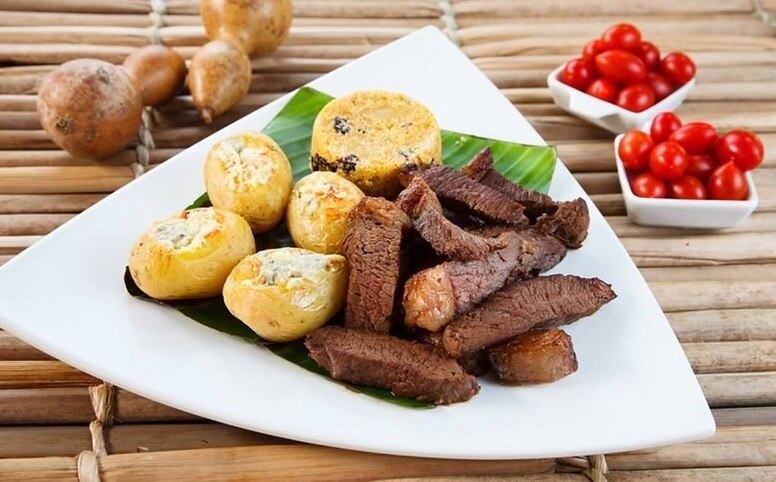 Ali Ba Bar
Prato - Tá Fácil pra Ninguém: picanha grelhada, batata baby ao creme de gorgonzola e farofa de banana na folha
Endereço: rua Matias Cardoso, 345 - Santo Agostinho