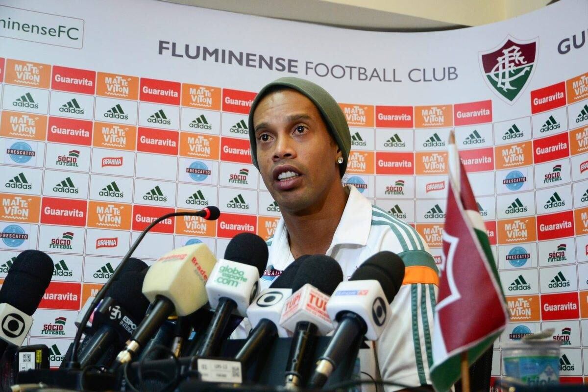 Ronaldinho voltará a vestir a camisa do Fluminense