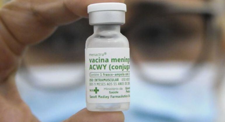 São Paulo vacina 30 mil pessoas para conter surto de meningite meningocócica