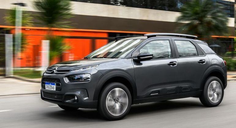 Linha do Citroën C4 Cactus também tem desconto de até R$ 10 mil