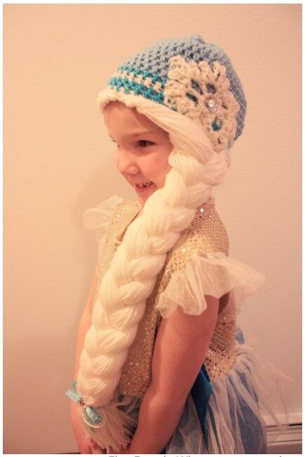 As perucas de Holly já foram enviadas para 32 países, da
Austrália até a Escócia, Japão e México. Embora seja um trabalho difícil e,
muitas vezes, doloroso, por se tratar de câncer infantil, nada bate a sensação
de ver uma foto de uma garotinha feliz usando sua peruca nova.
— Receber fotos de meninas tão contentes é como
alimento para a minha alma. Não sei dizer o tanto que isso é recompensante. Um
pai na Bélgica me contou que, a partir do momento em que sua filha recebeu a
peruca, ela começou a sofrer de “risadinhas e sorrisos infecciosos”