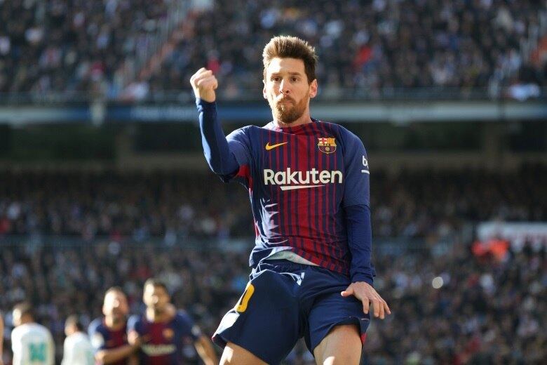 Messi fez o segundo gol na vitória do Barcelona por 3 x 0 sobre o Real Madrid