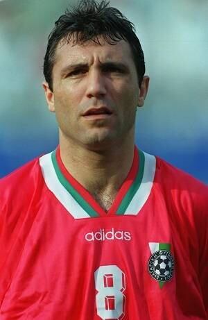 Pouco depois do vazamento das fotos uma suposta declaração
de Stoichkov sobre o seu amor por caçadas também rodou a internet