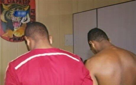 Suspeitos foram levados para a delegacia; dois estão internados