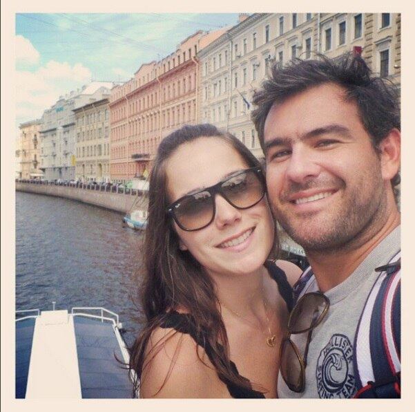 As pequenas são frutos do casamento de Thierry com Andressa Gárcia. Os dois estão juntos há seis anos 

— A gente já tava planejando uma gravidez, mas a grande surpresa foi que vieram logo duas
