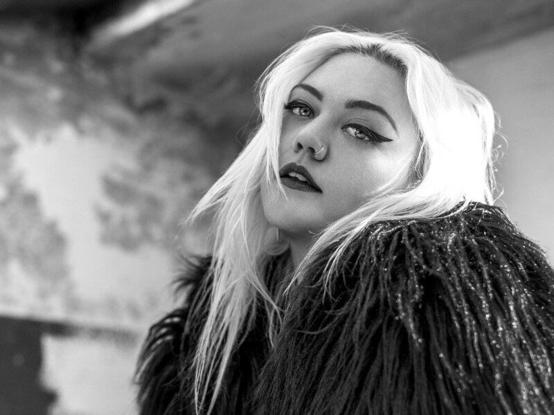 Elle King
A americana lançou seu primeiro CD em 2015 e já emplacou a ótima Ex's & Oh's nas paradas, entre as dez mais tocadas. Ela está indicada a dois Grammys em 2016, como Melhor Performance Rock e Melhor Canção de Rock