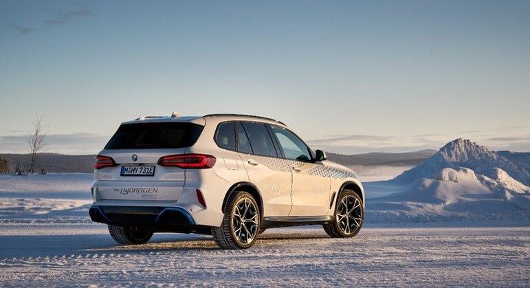 Combustível é armazenado em dois tanques de fibra de carbono, que têm a capacidade de seis quilos