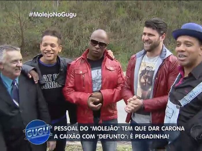 Por fim, o clima de descontração tomou conta do Molejo e eles deram muita risada

+ Quer assistir às íntegras do programa Gugu? Acesse R7 Play e veja quando e onde quiser!