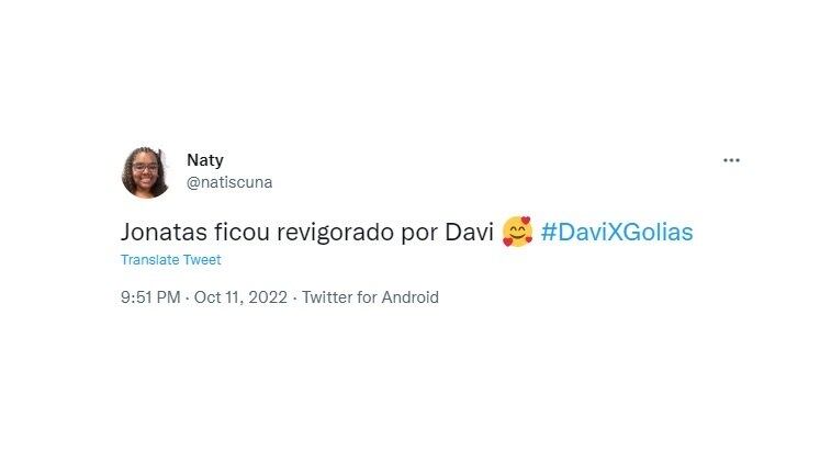 Depois da vitória, Jônatas (Miguel Coelho) voltou a crer no futuro da nação. Esperançoso, ele abraçou e parabenizou Davi