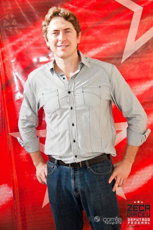 Zeca também entrou na vida política e hoje é deputado federal pelo PT
