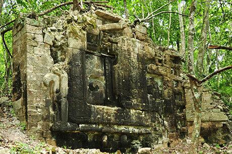 Ambas as cidades maias alcançaram seu apogeu entre os anos 600 e 900 d.C