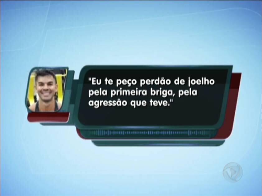 Ao ser solto, o treinador mandou um áudio via WhatsApp para a ex.
— Eu te peço perdão de joelho pela primeira briga, pela agressão que teve