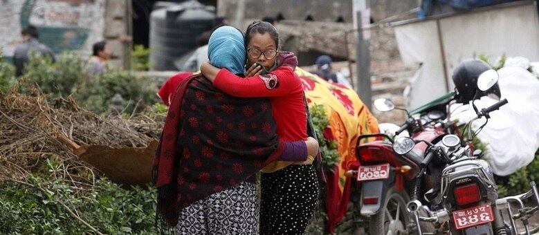 Terremoto no Nepal deixou milhares de mortos e desabrigados