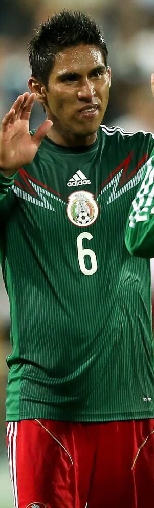 A lista de seleções que vale menos que o trio ainda conta com dois adversários do Brasil na primeira fase: México (foto) e Camarões. Além destes times, completam a relação a estreante Bósnia, Japão, Gana, Nigéria, Grécia, Equador, Argélia, Coréia do Sul, Estados Unidos, Austrália, Irã, Costa Rica e Honduras