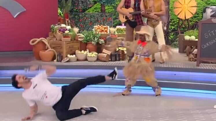 No palco, Caio tentou imitar um tubarão, mas ninguém entendeu nada e ele passou uma grande vergonha. Até o espantalho Pigmeu se assustou com o participante