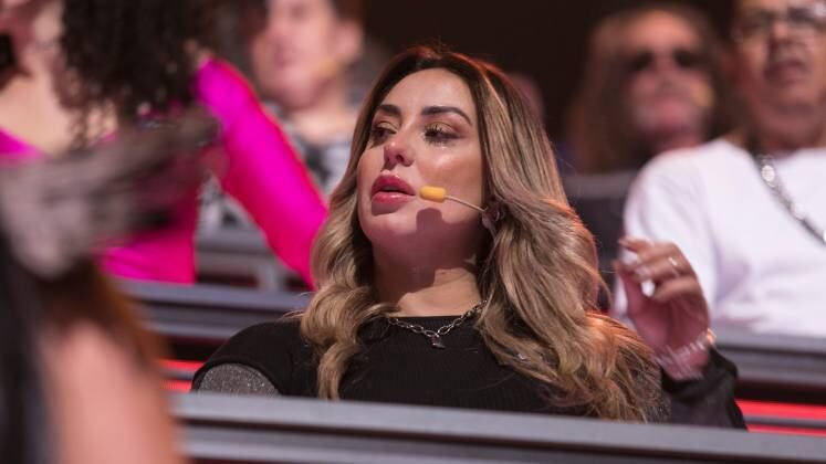 Emoção



O Canta Comigo 4 por si só já leva muita emoção para as
noites de domingo. Porém, com a grande final, o público já pode preparar o
lencinho, pois as lágrimas vão rolar a solta. Seja pela despedida de um
candidato ou por uma apresentação de tirar o fôlego