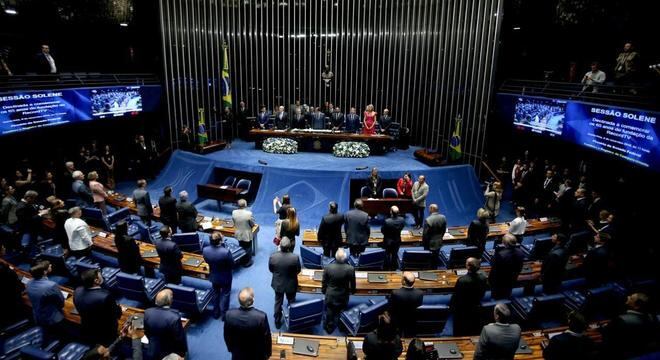 Plenário do Senado durante sessão solene aos 65 anos da RecordTV