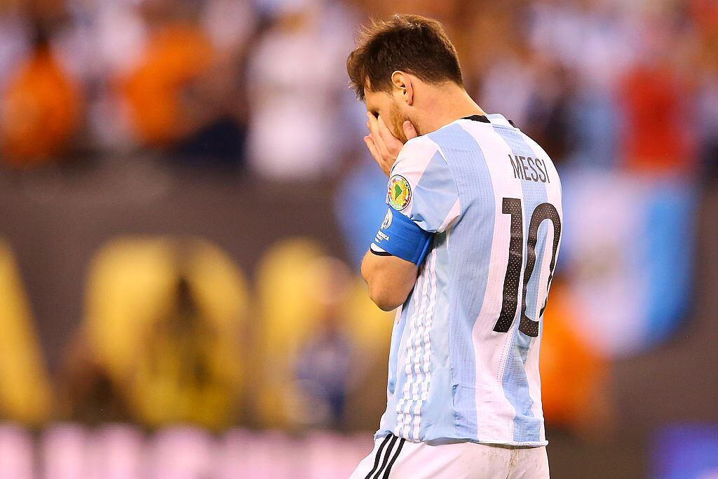 Messi foi às lágrimas com mais uma derrota da Argentina