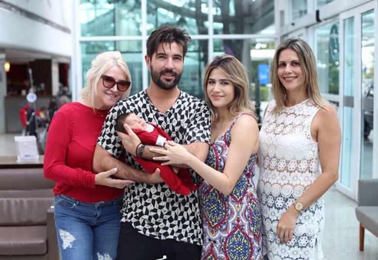 “Quero ficar com ela por muito tempo”, disse o ator, que, apesar da vida corrida, está feliz ao lado da namorada e do filho