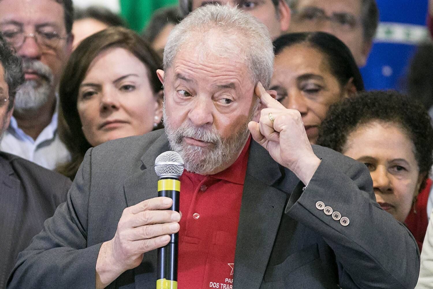 Lula havia entrado com recurso contra procuradores