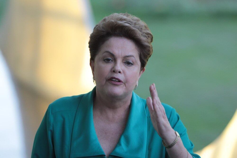 Dilma acredita que brasileiros não associarão Marina ao PT