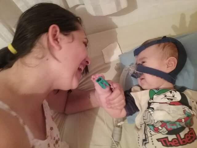 O pai diz que tem "muita fé" que tudo vai dar certo.

— Vamos encontrar uma vaga para o Miguel. Mas se não der certo, nem sei o que eu penso. Prefiro nem cogitar essa possibilidade


