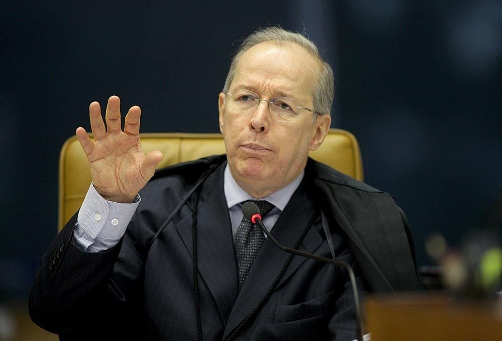 Ação contra deputado tem 10 anos