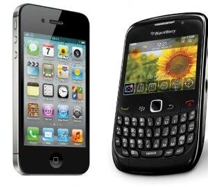 2010: Os aparelhos mantiveram a câmera com 5 megapixels, com resolução para gravação de vídeos e bateria de duração até 3h. As telas de modelos tradicionais chegaram até 640 x 960 pixels de resolução, com câmeras frontais