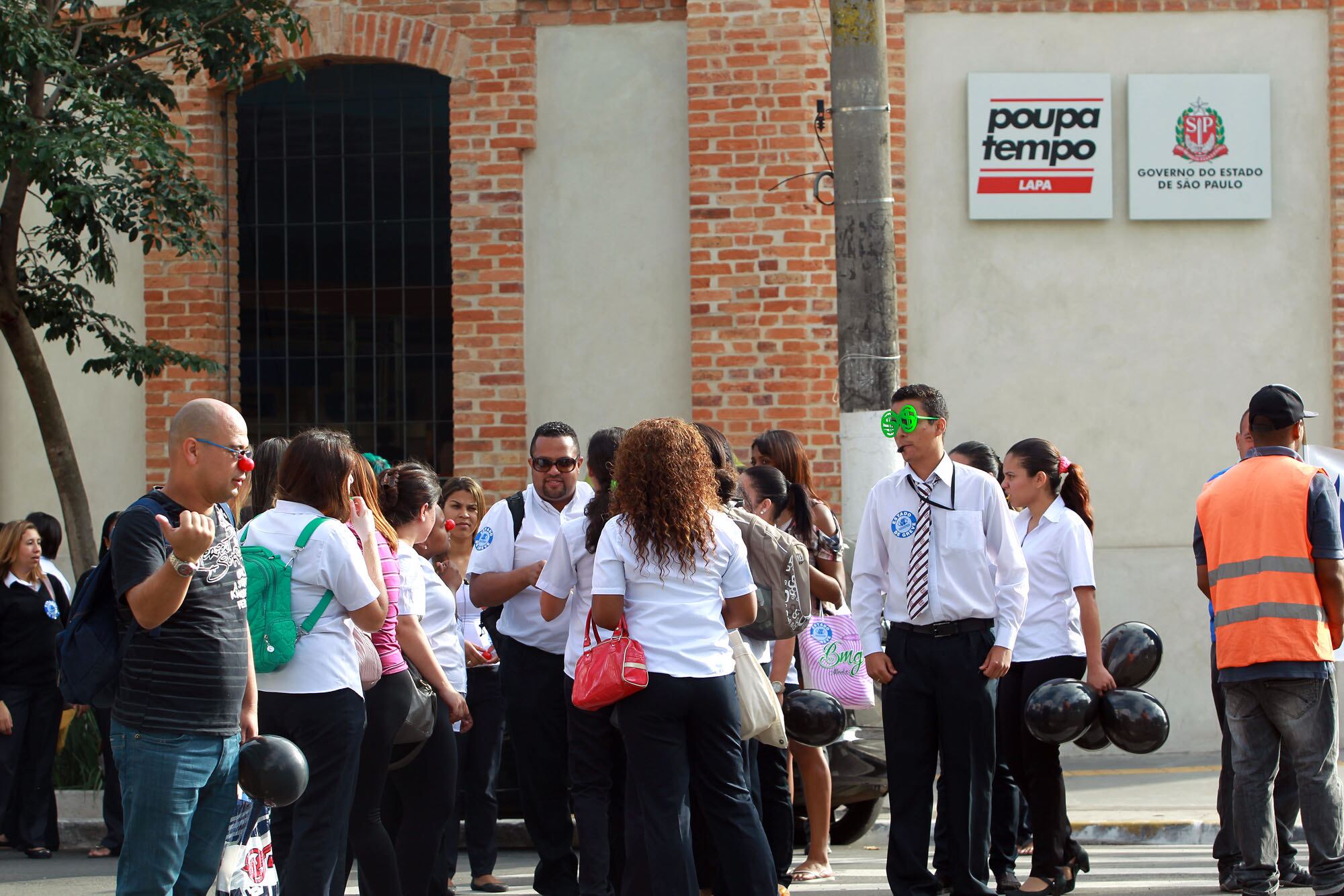 Funcionários do Poupatempo da Lapa entraram em greve nesta segunda-feira