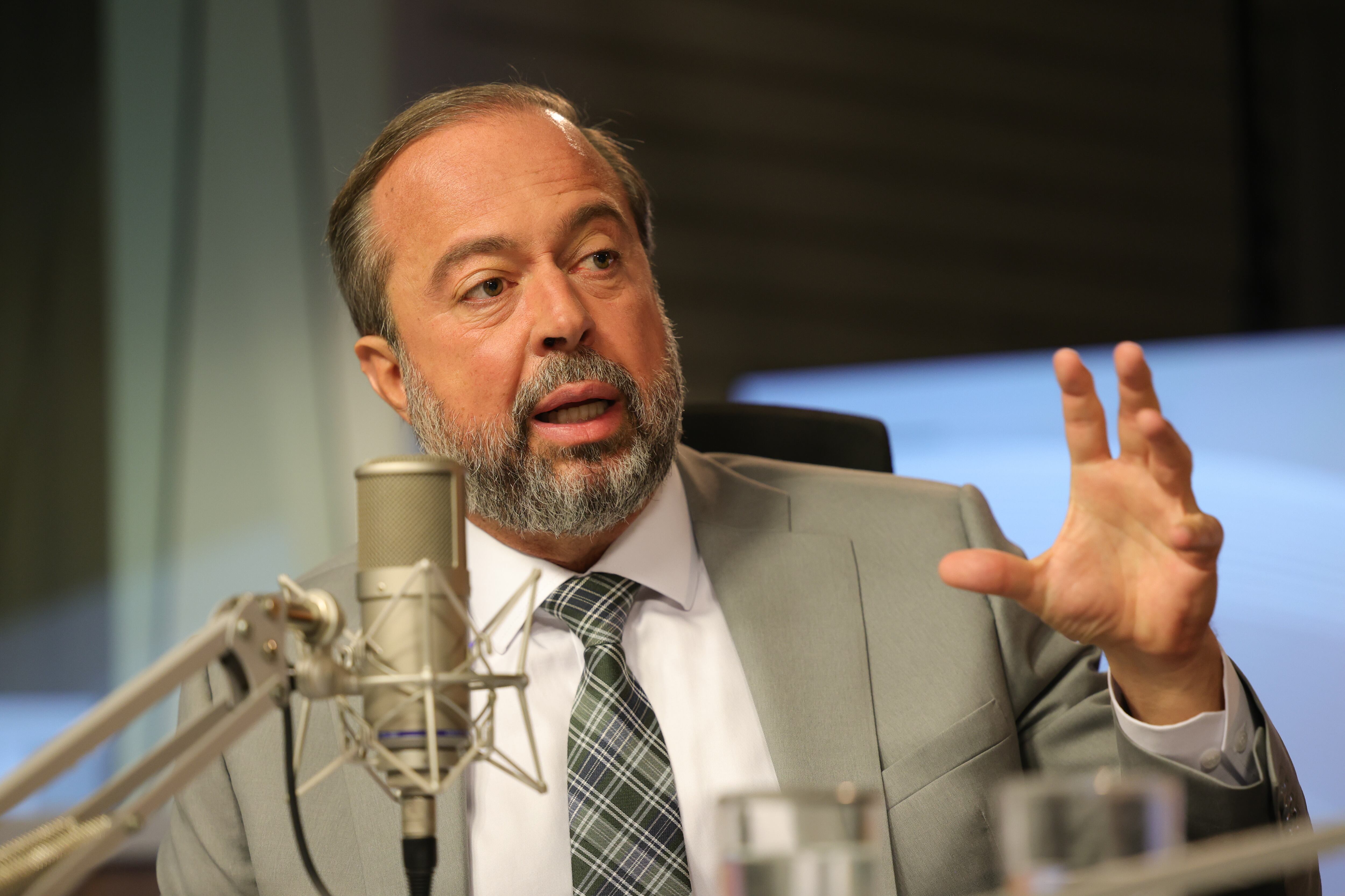 Brasília (DF) 14/10/2025 - O ministro de Minas e Energia, Alexandre Silveira, dá entrevista ao programa Bom Dia, Ministro  Foto: Fabio Rodrigues-Pozzebom/ Agência Brasil