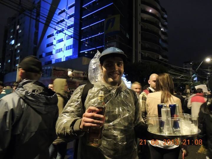 manifestação, estranha, placas curiosas, protestos