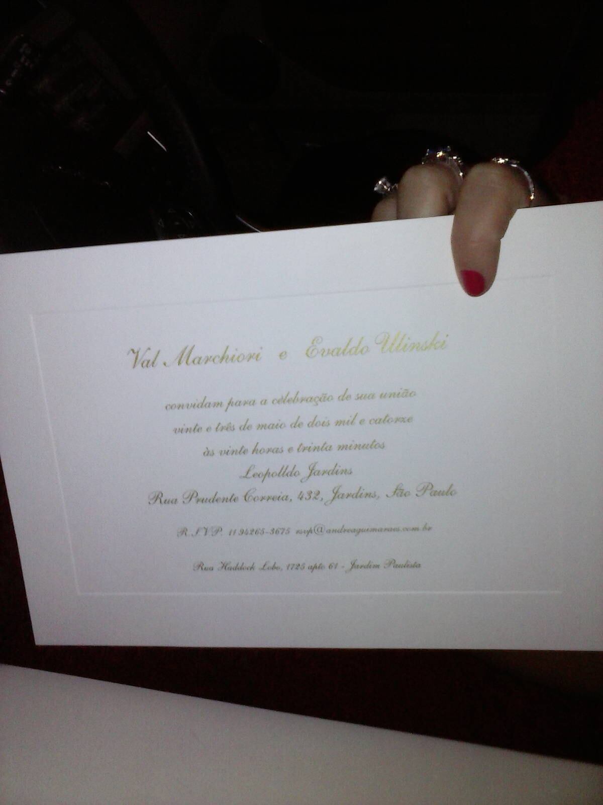 O convite de casamento de Val Marchiori e Edvaldo Ulinski