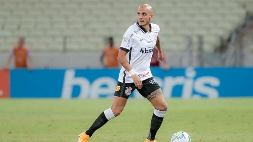Fábio Santos (35 anos) - Lateral-esquerdo do Corinthians - Valor de mercado: 650 mil euros - Possui a renovação encaminhada.