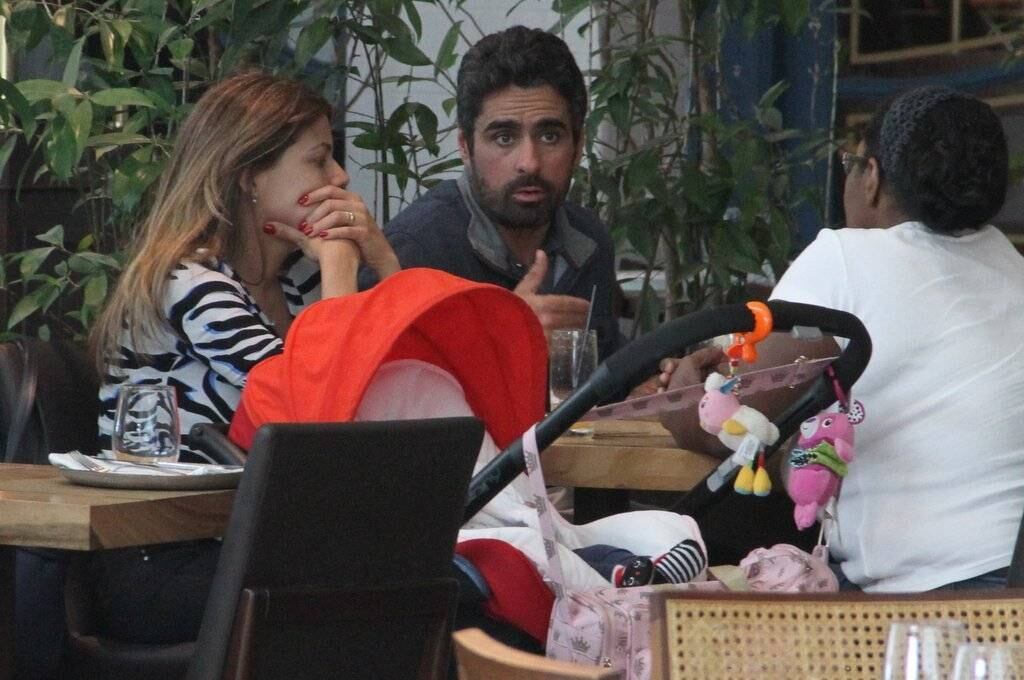 O trio foi vista nesta sexta-feira (11), em um shopping, no Rio de Janeiro