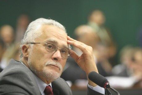 Jose Genoino teve pensa extinta nesta quarta-feira (4)