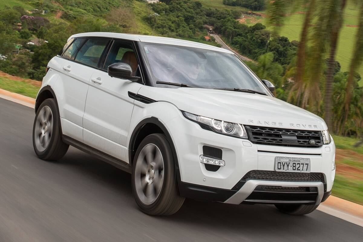 Rumores contavam que o Evoque era um dos carros cotados para serem feitos localmente, mas a ausência de uma cota exclusiva de importação para o crossover indica que ele não deverá ser feito no Brasil. Leia a avaliação completa

Saiba tudo sobre carros! Acesse R7.com/carros
E confira os melhores preços de novos e usados em r7.icarros.com.br