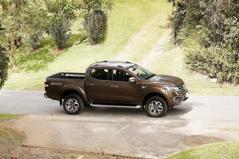 Para as versões 4X4, haverá, ainda, o diferencial de deslizamento eletrônico, que serve para dar mais tração para cada roda em terrenos instáveis